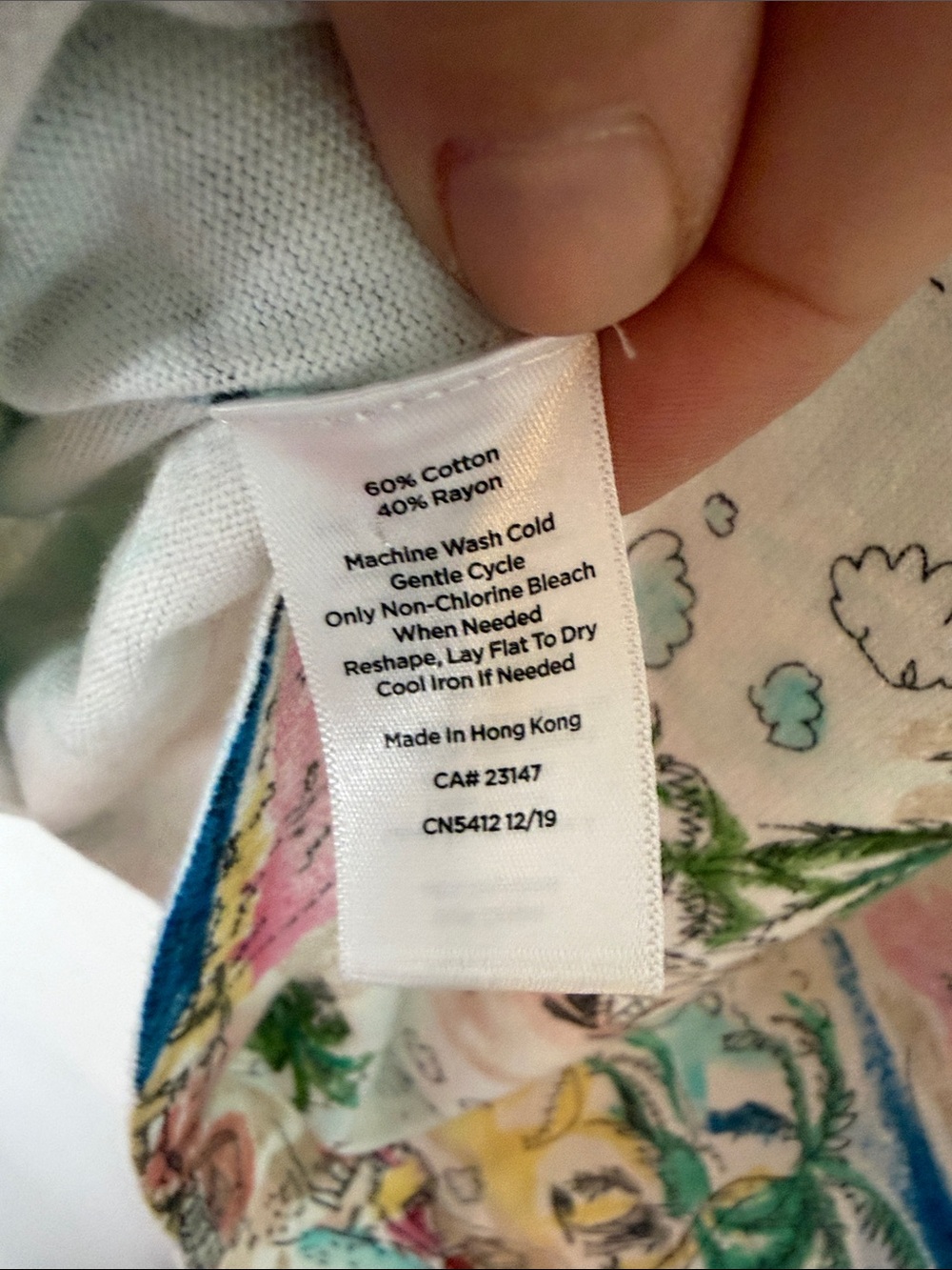 Talbots White Knit Top with Subtle Mint and Pink Accents in a Tropical Theme - Picture 9 of 9